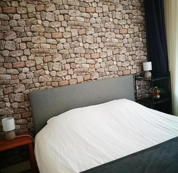 غرفة قياسية, En Suite