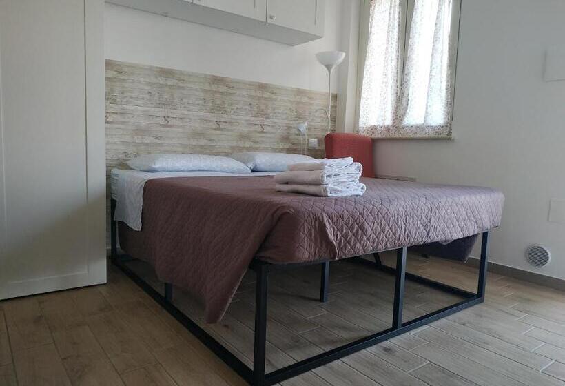 スタンダードスタジオ, Agriturismo  Le Serre