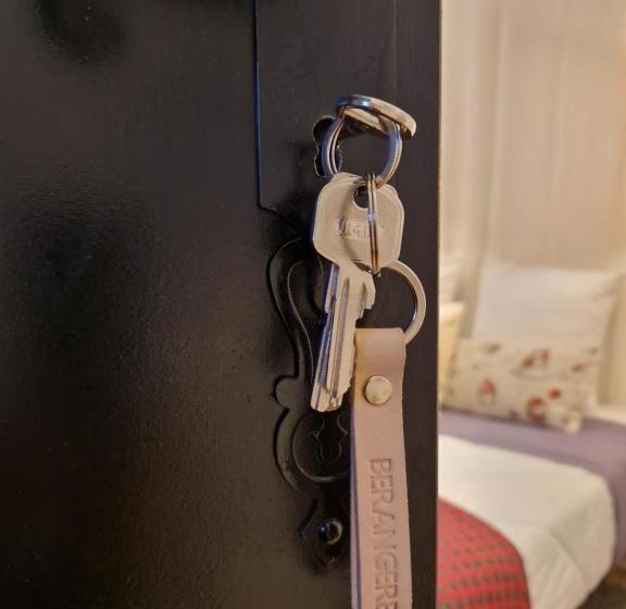 标准间, Maison Brisson