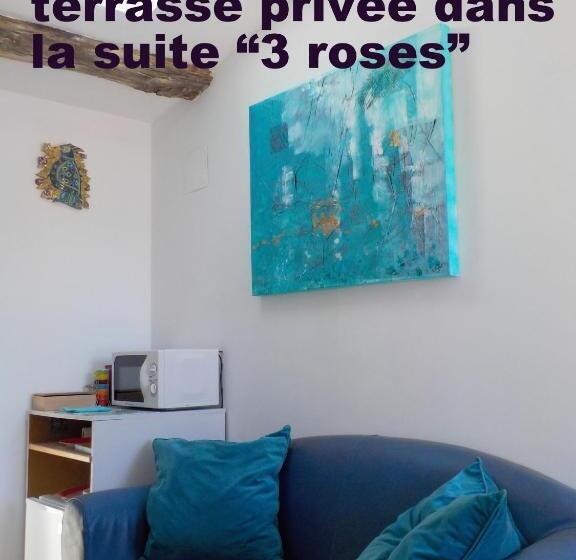 سوئیت 2 خوابه, Autan Des Couleurs