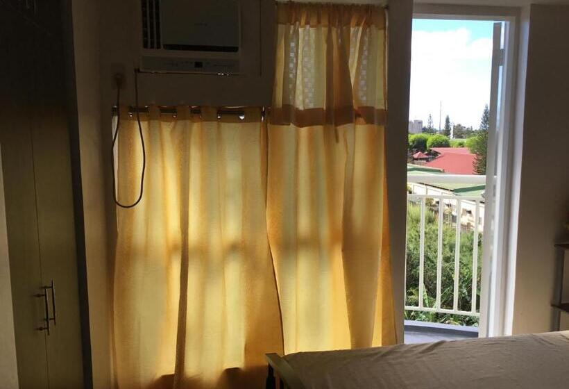 Apartament 1 Sypialnia z Balkonem, Condo With Free Swimming Pool & Viewing Deck