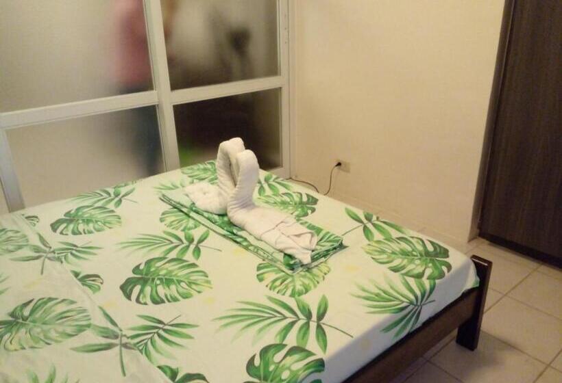 Apartament 1 Sypialnia z Tarasem, Condo With Free Swimming Pool & Viewing Deck