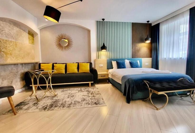 سوئیت جونیور خانوادگی, Lumiere House Sibiu