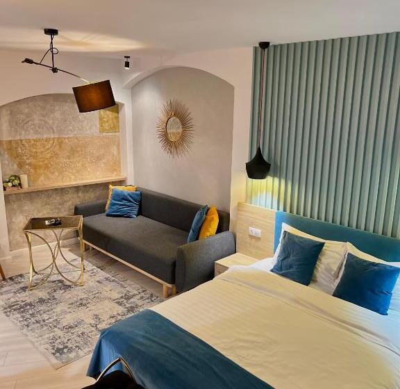 سوئیت جونیور خانوادگی, Lumiere House Sibiu