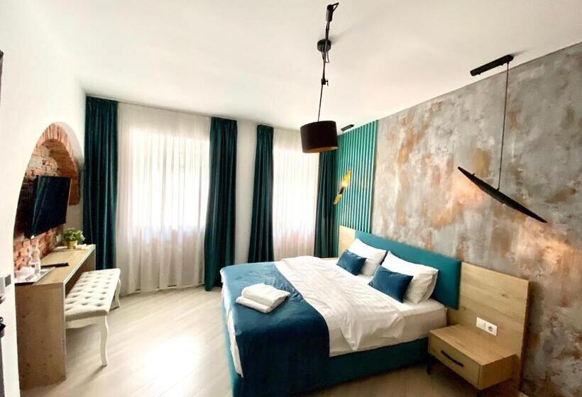 اتاق سوپریور با تخت بزرگ, Lumiere House Sibiu