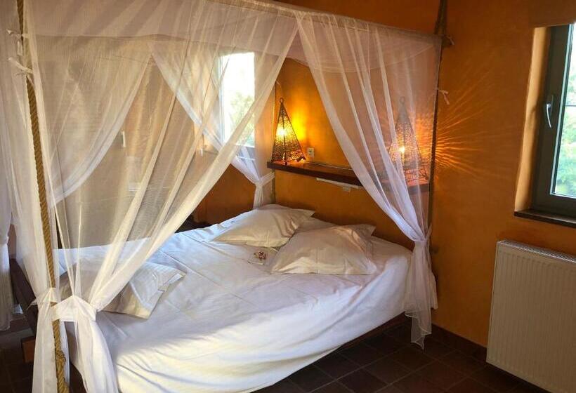 스탠다드 트리플 룸, B&b Kudita