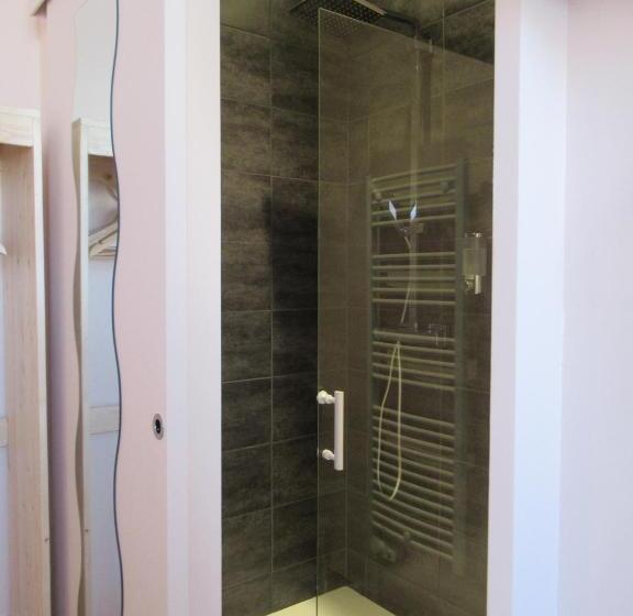 Номер Стандарт, La Chenevière