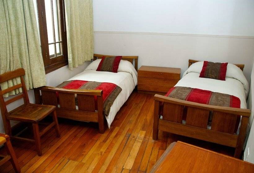 带共用浴室的标准房间, Hostel Casaltura