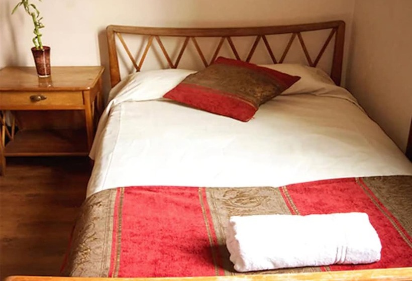 标准单人间共用浴室, Hostel Casaltura