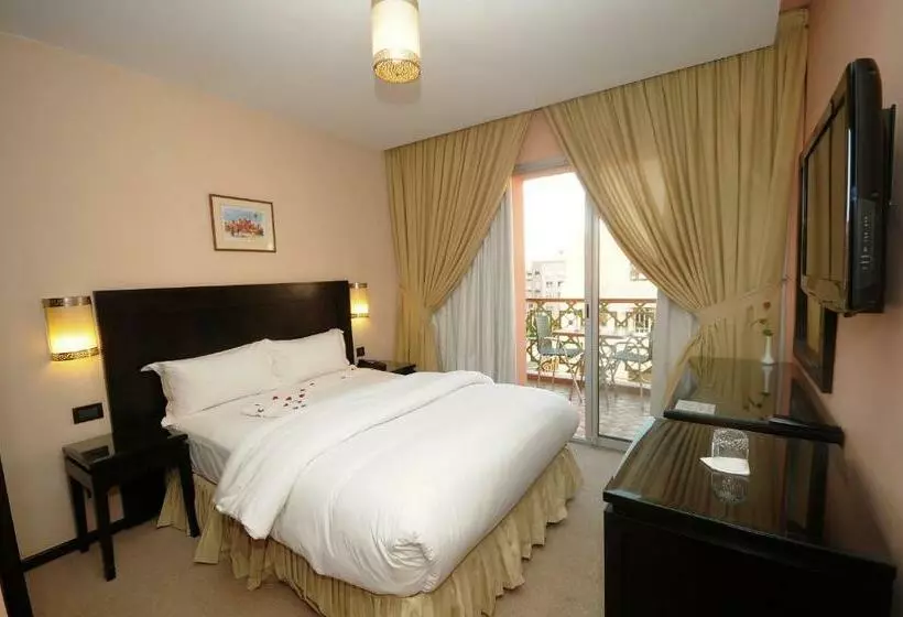 اتاق استاندارد یک نفره, Almas