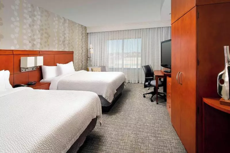 キングサイズベッドのスタンダードルーム, Hampton Inn & Suites Little Rock Downtown