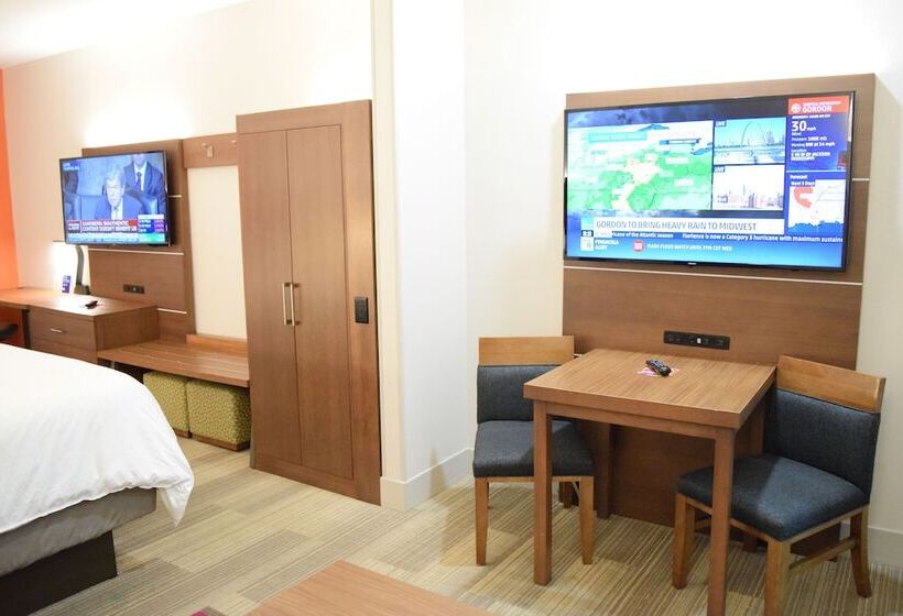 스위트, Holiday Inn Express & Suites Pensacola West I 10, An Ihg
