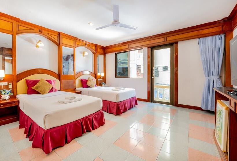 디럭스 룸, Lamai