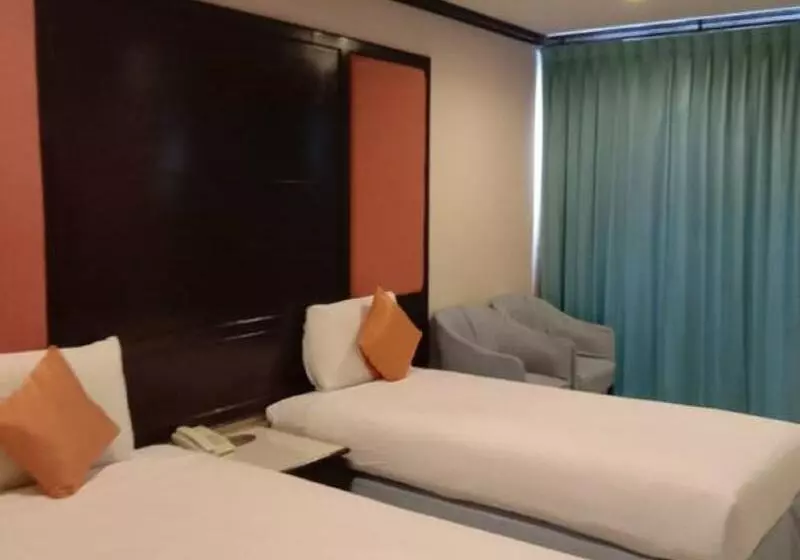 اتاق استاندارد, Mike Beach Resort