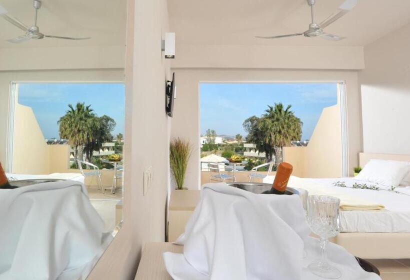 Quarto Estandar com Sacada, Olive Garden