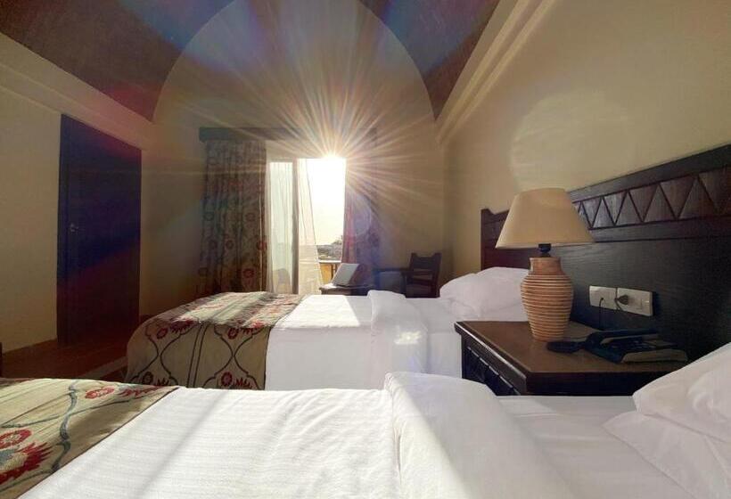 بانگلوی استاندارد, Onatti Beach Resort   Marsa Alam