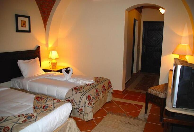 بانگلوی استاندارد با چشمانداز دریا, Onatti Beach Resort Marsa Alam