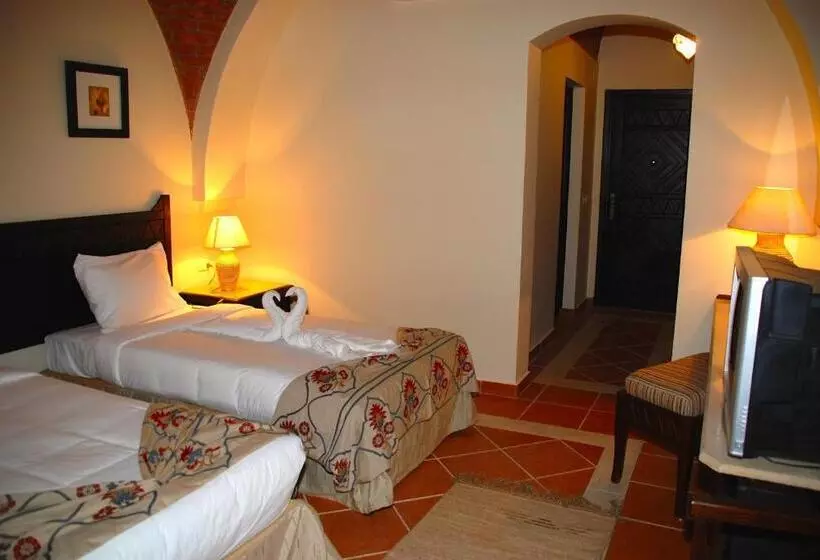 بانگلوی استاندارد با چشمانداز دریا, Onatti Beach Resort Marsa Alam