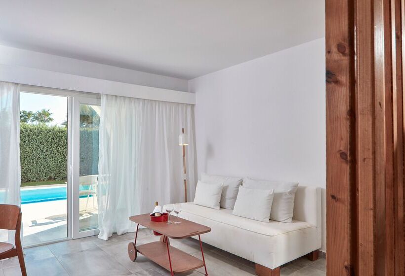 جناح ديلوكس, So Nice Club Resort