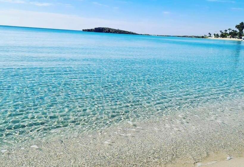 جناح مزود بحمام سباحة, So Nice Club Resort