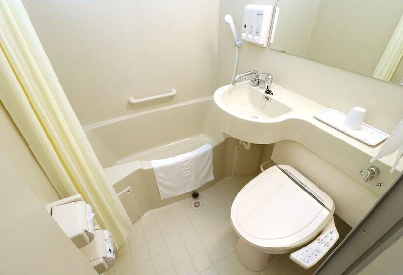 Номер Стандарт, Toyoko Inn Kyoto Gojo-Omiya