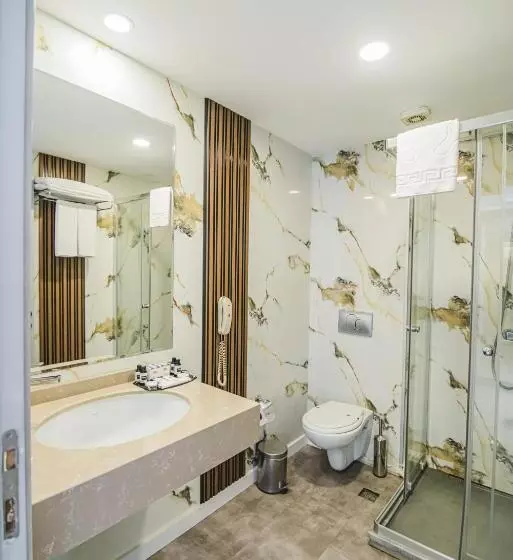 اتاق سوپریور, Uptown Buyuk Anadolu Girne