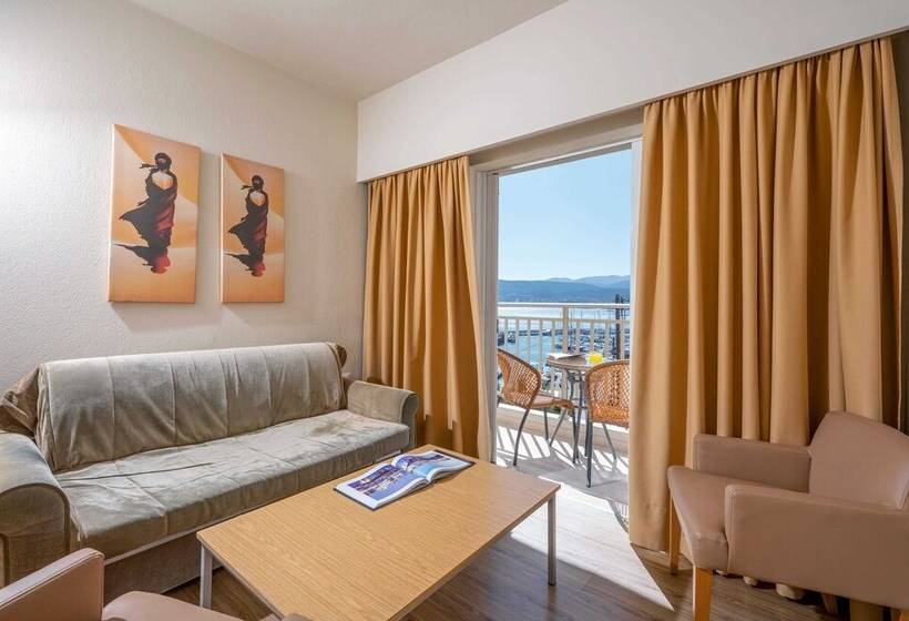 Suíte Vista Mar, Kitro Beach Hοtel