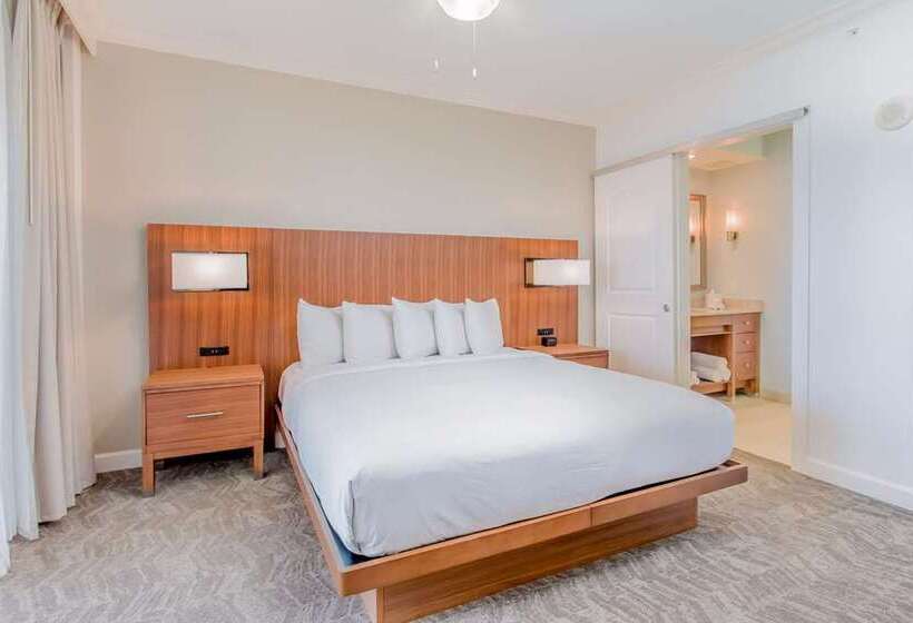 شقة 3 غرف مطلة على البحر, Royal Palms Apartment