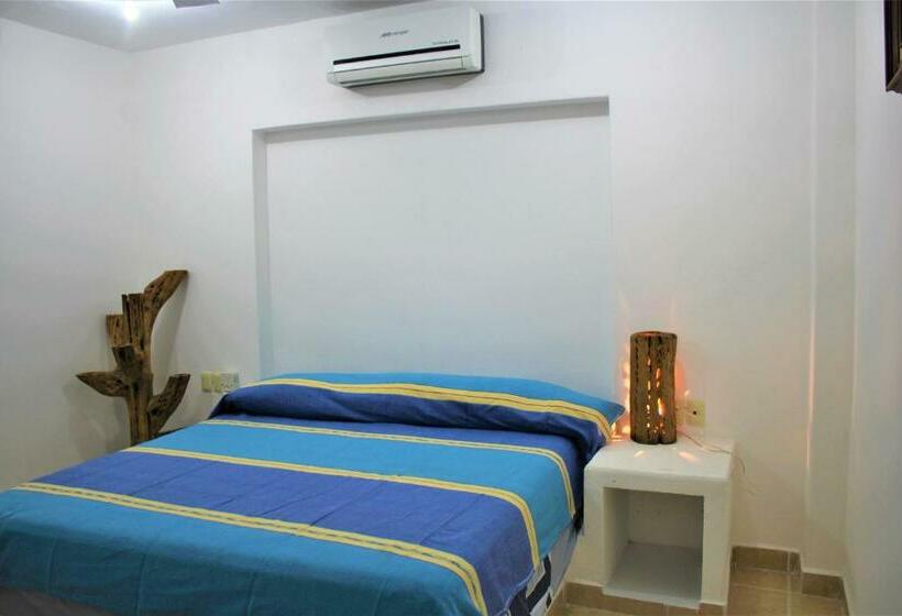 חדר סטנדרט נוף לים, Sunset House Zihuatanejo