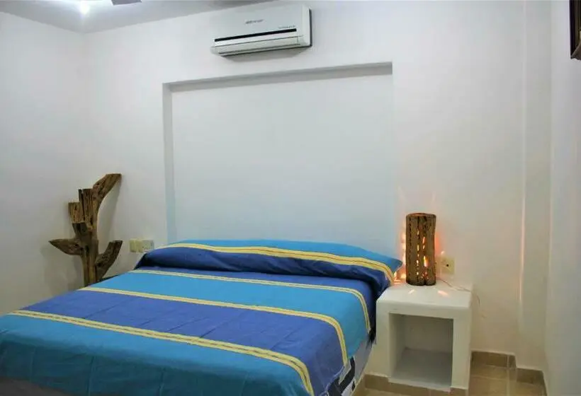 اتاق استاندارد با چشم‌انداز دریا, Sunset House Zihuatanejo