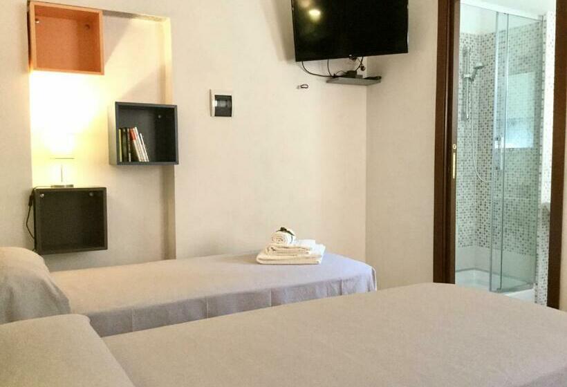 اتاق لوکس, Casa Madè