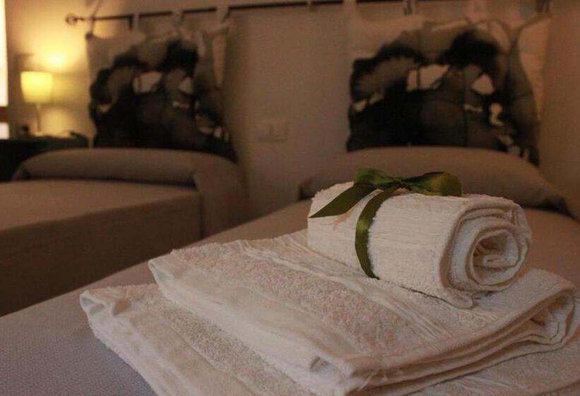 اتاق لوکس, Casa Madè