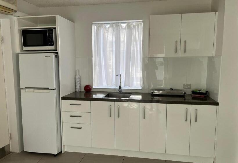 Студио Стандарт Вид на Сад, Beachside Mooloolaba
