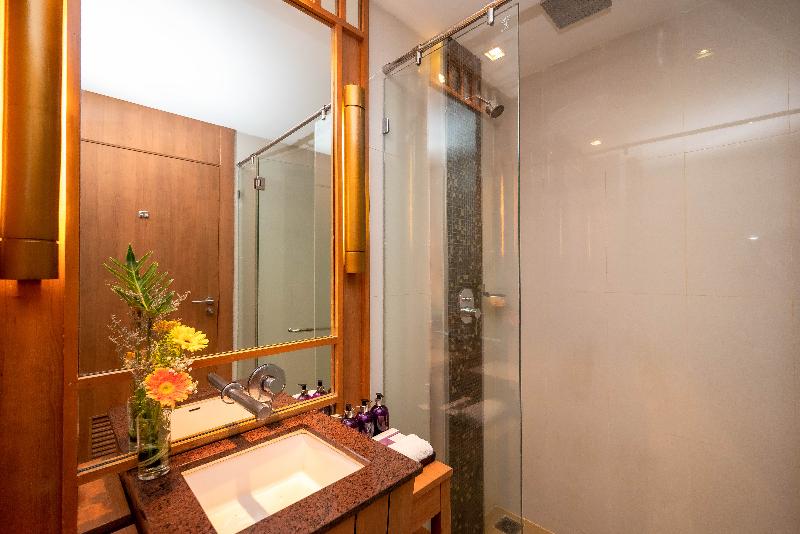Люкс Повышенной Комфортности, Centara Nova Hotel Pattaya
