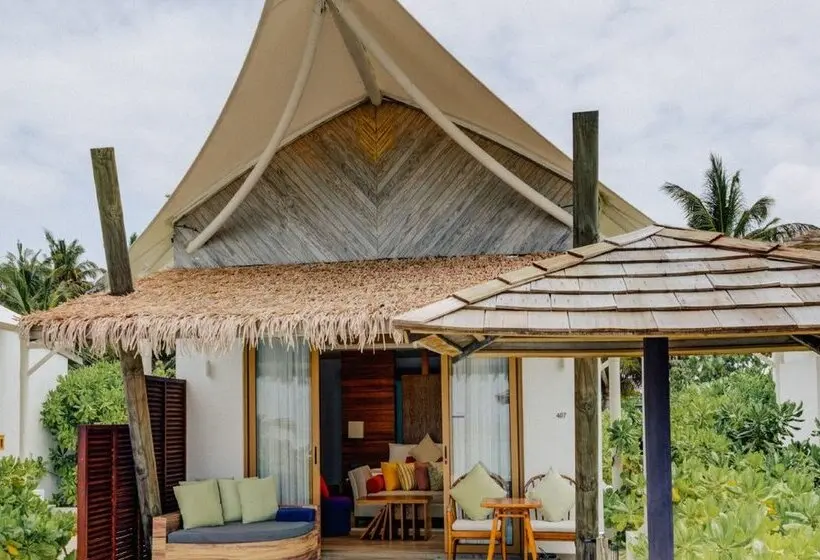 بانگلوی استاندارد, Cinnamon Hakuraa Huraa Maldives  - All Inclusive - Adults Only