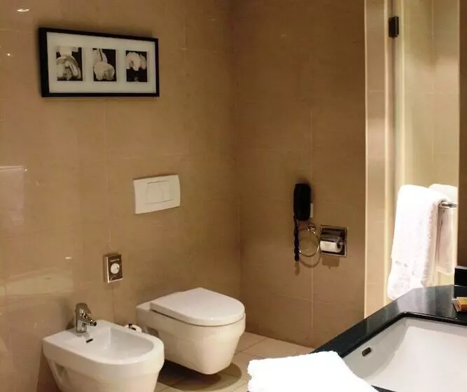 Executive Suite King Bed