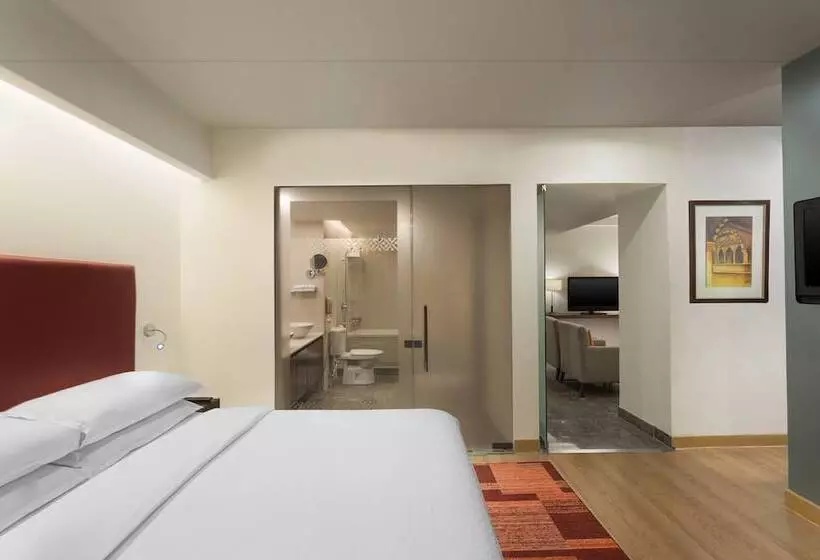 クラブスイート, Four Points By Sheraton Jaipur, City Square