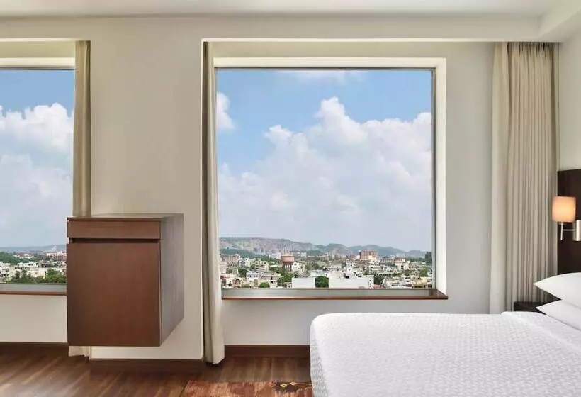 クラブスイート, Four Points By Sheraton Jaipur, City Square