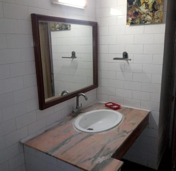 اتاق استاندارد, Ganga Ratan