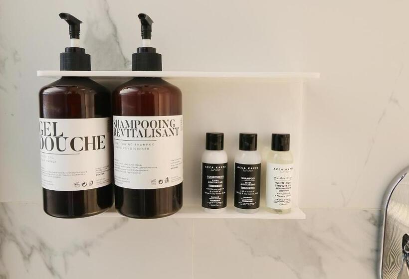 סוויטה אקזקיוטיב, Java Paragon Hotel & Residences