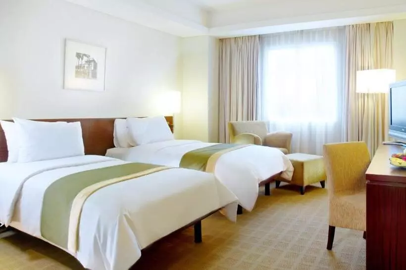 Deluxe Room, Java Paragon Hotel & Residences