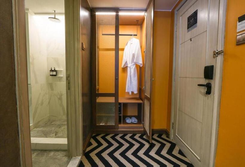 חדר סופריור עם מיטת קינג, Java Paragon Hotel & Residences