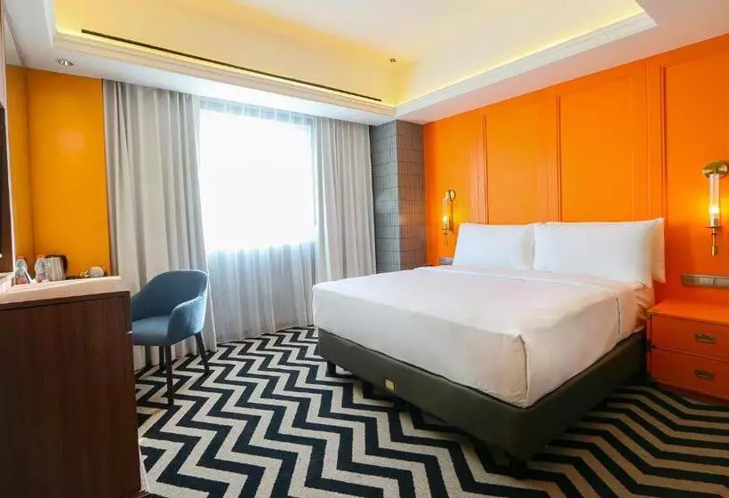 Superior Room King Size Bed, Java Paragon Hotel & Residences