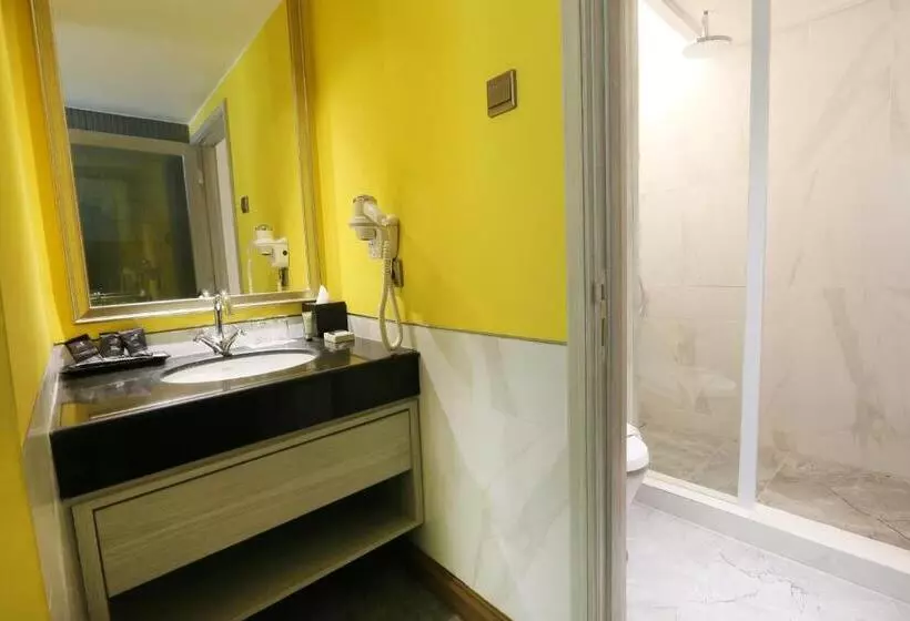 Premium Room, Java Paragon Hotel & Residences