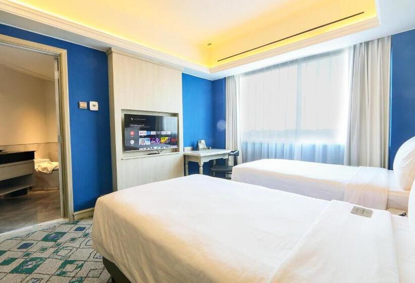 Habitación Deluxe, Java Paragon Hotel & Residences