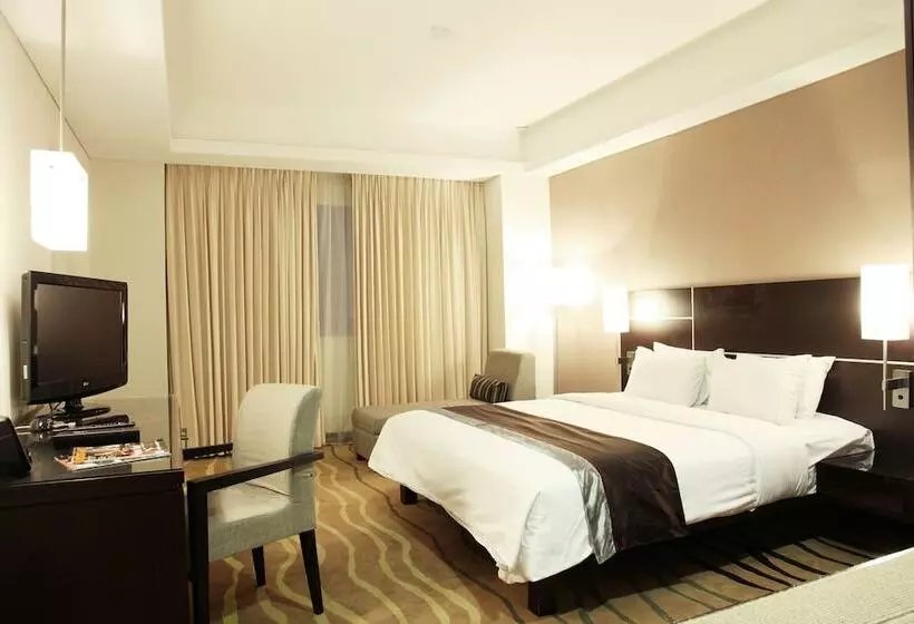 Superior Room, Java Paragon Hotel & Residences