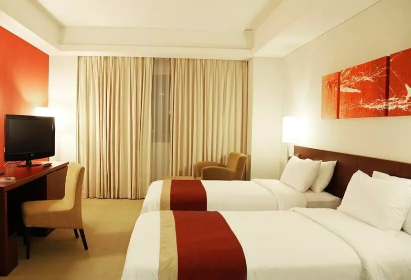 Deluxe Room, Java Paragon Hotel & Residences