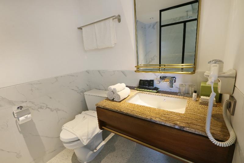 סוויטה אקזקיוטיב, Java Paragon Hotel & Residences