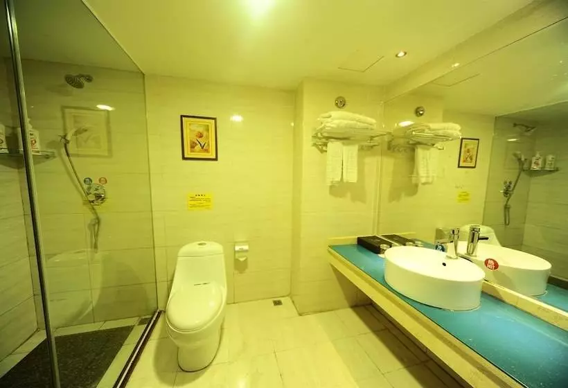 اتاق استاندارد سه نفره, Guangzhou Junshan Hotel Shuttle Bus For Canton Fair