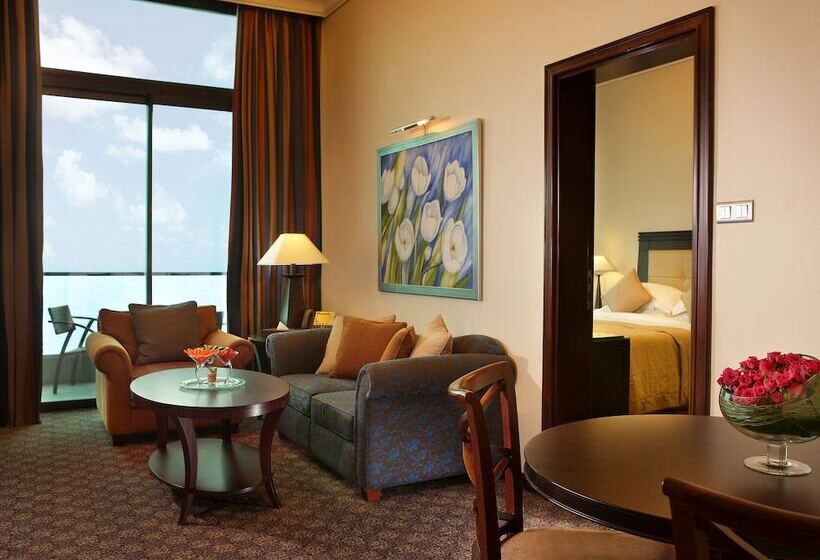 سوییت خانوادگی, Raouche Arjaan By Rotana